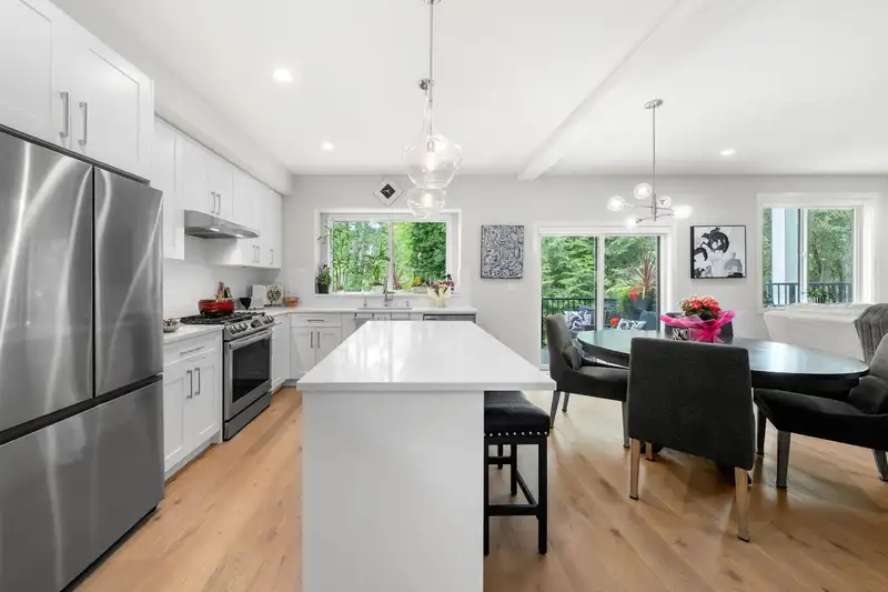 32 1871 165A STREET - photo 3 of 40