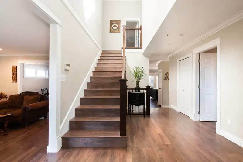 3335 MAYFAIR AVENUE - photo 4 of 30