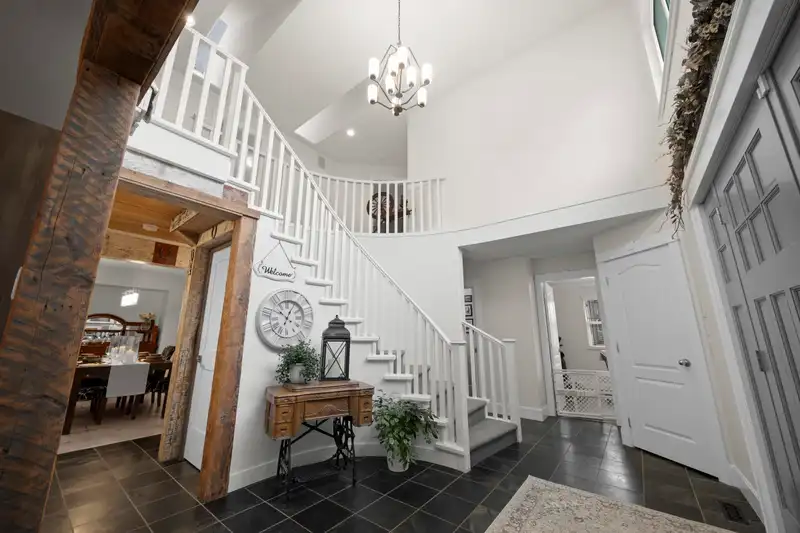 21472 91 AVENUE - photo 4 of 36