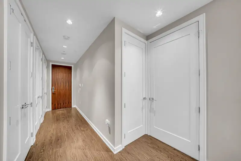 411 181 W 1ST AVENUE - photo 2 of 30