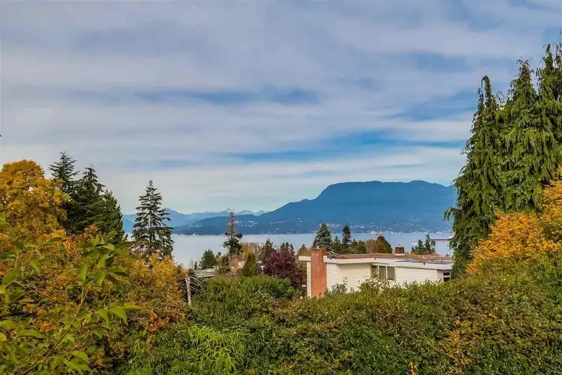 5975 CHANCELLOR BOULEVARD - photo 1 of 18