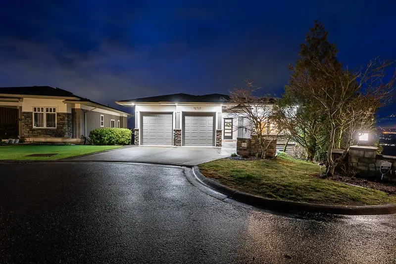 111 51075 FALLS COURT - photo 2 of 25