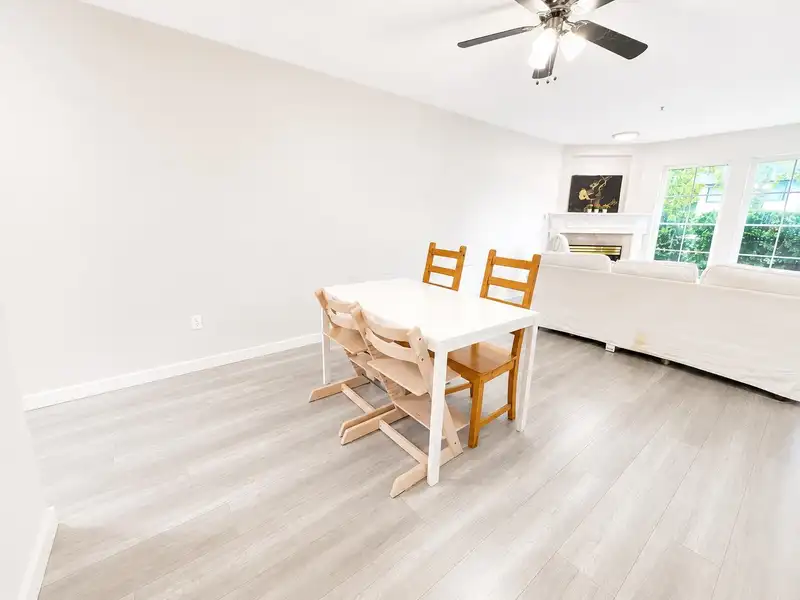 105 1669 GRANT AVENUE - photo 4 of 18