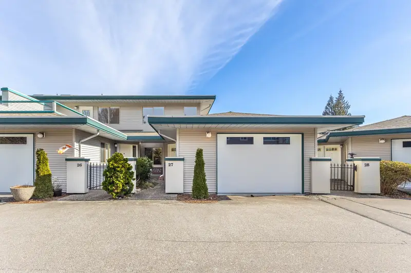 27 555 EAGLECREST DRIVE - photo 2 of 25