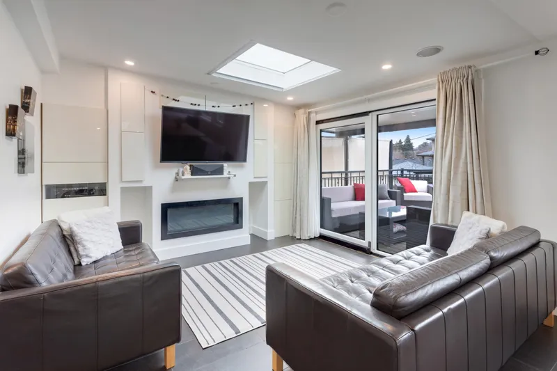 4219 GRAVELEY STREET - photo 3 of 25