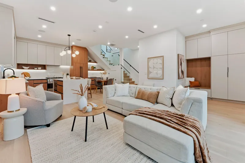 1 3218 W 38TH AVENUE - photo 1 of 25