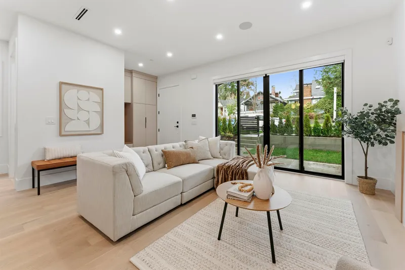 1 3218 W 38TH AVENUE - photo 4 of 25