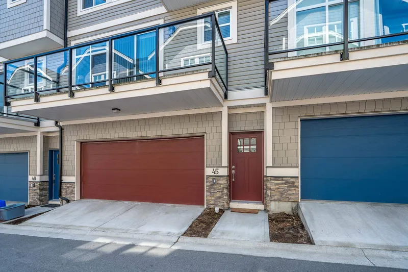 45 10488 124 STREET - photo 2 of 25