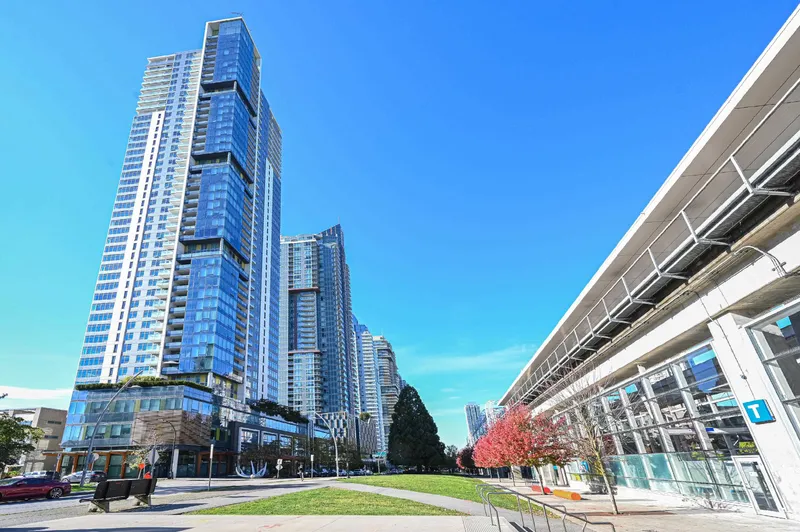 1507 6461 TELFORD AVENUE - photo 4 of 25