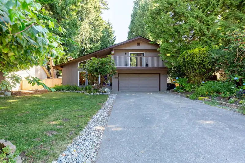 11469 LYON ROAD - photo 1 of 40