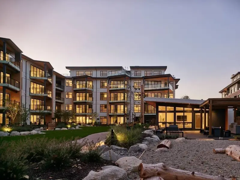 211 300 SALTER STREET - photo 2 of 25