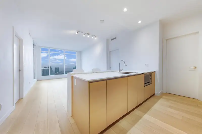 4206 6098 STATION STREET - photo 3 of 29
