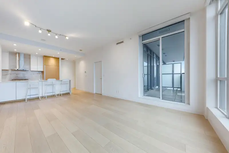 4206 6098 STATION STREET - photo 4 of 29