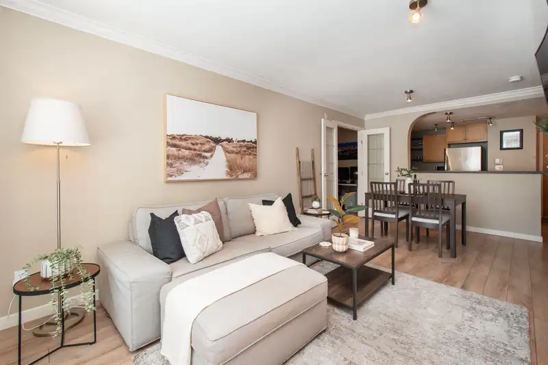 109 1111 LYNN VALLEY ROAD - photo 4 of 40