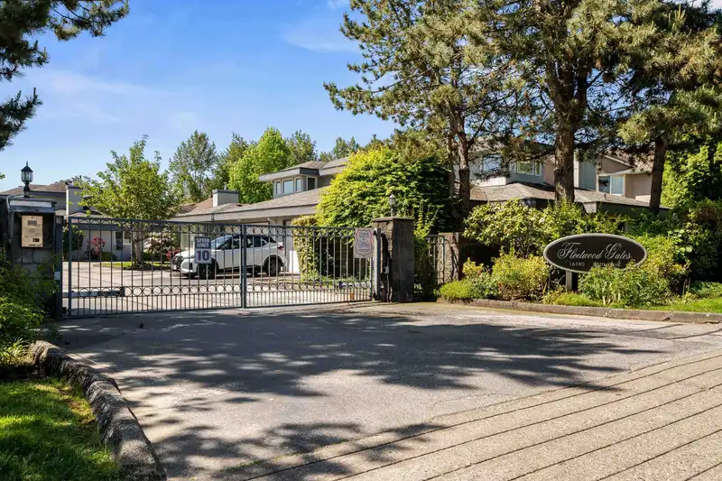 15 16180 86TH AVENUE - photo 1 of 21
