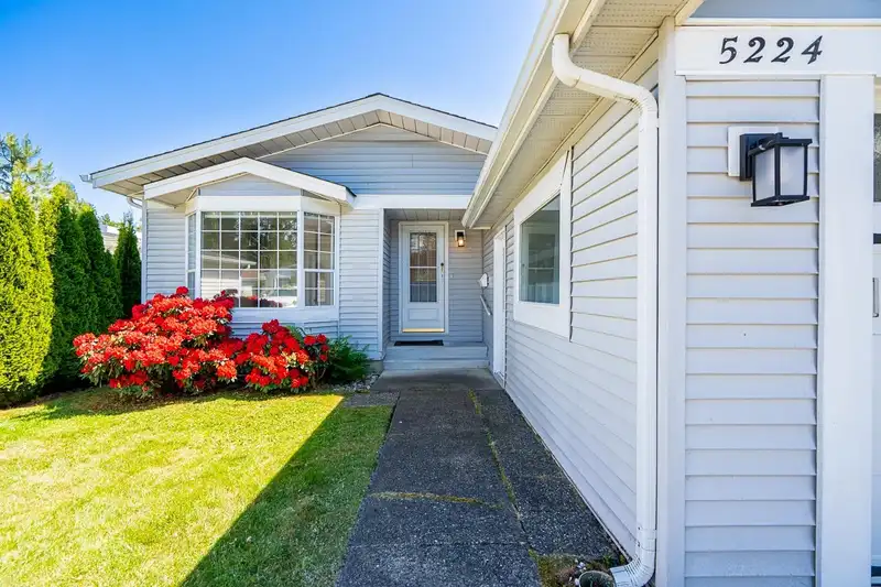 5224 REGATTA WAY - photo 1 of 37