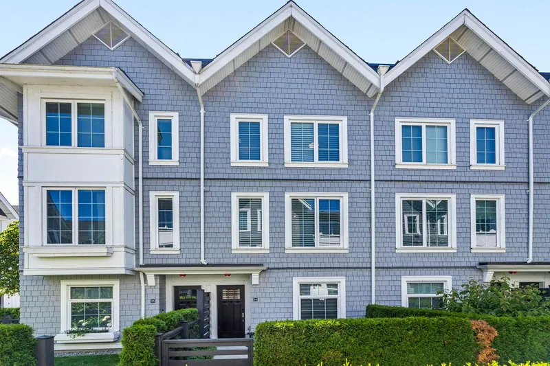 26 2560 PITT RIVER ROAD - photo 2 of 25