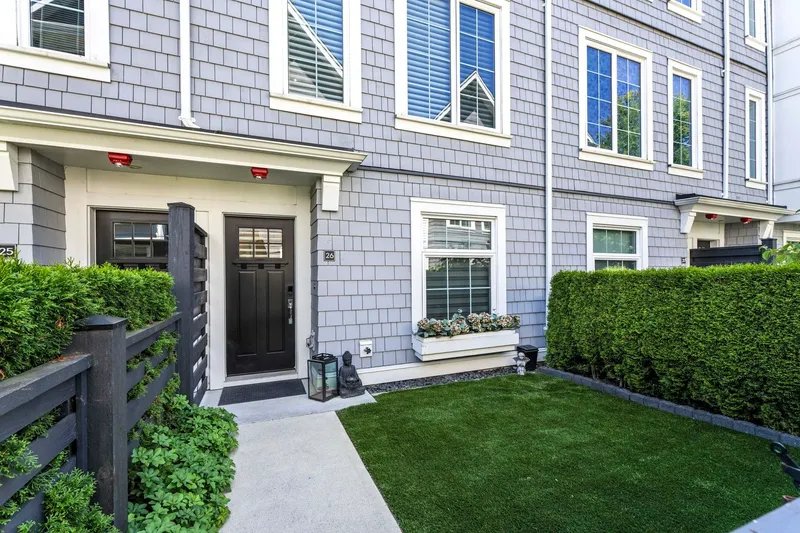 26 2560 PITT RIVER ROAD - photo 3 of 25