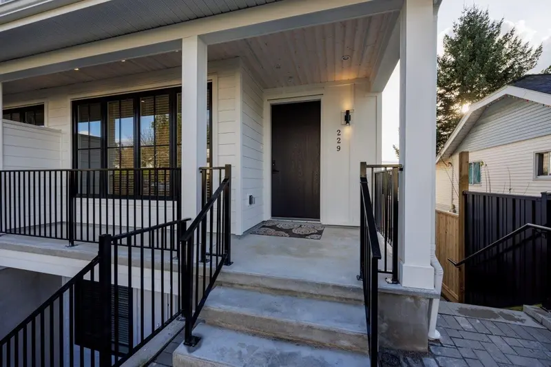 229 E 22ND STREET - photo 4 of 25