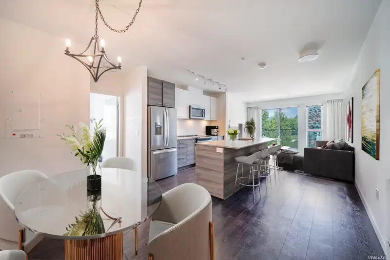 319 10581 140 STREET - photo 4 of 16