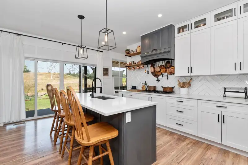 10071 PARKWOOD DRIVE - photo 4 of 36