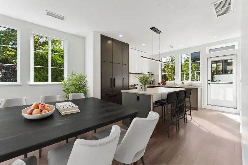 15 10188 NO. 1 ROAD - photo 1 of 8