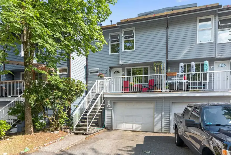 461 CARLSEN PLACE - photo 2 of 37