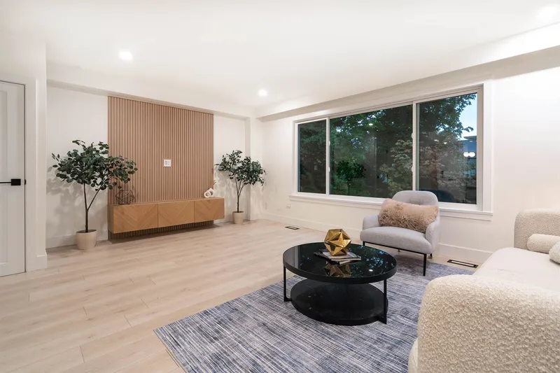 2078 SPRINGER AVENUE - photo 2 of 19