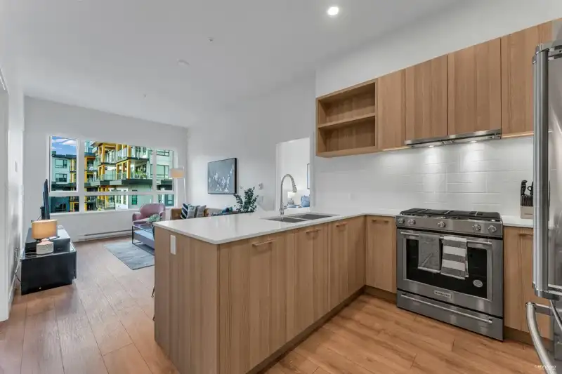 403 741 ANSKAR COURT - photo 1 of 39