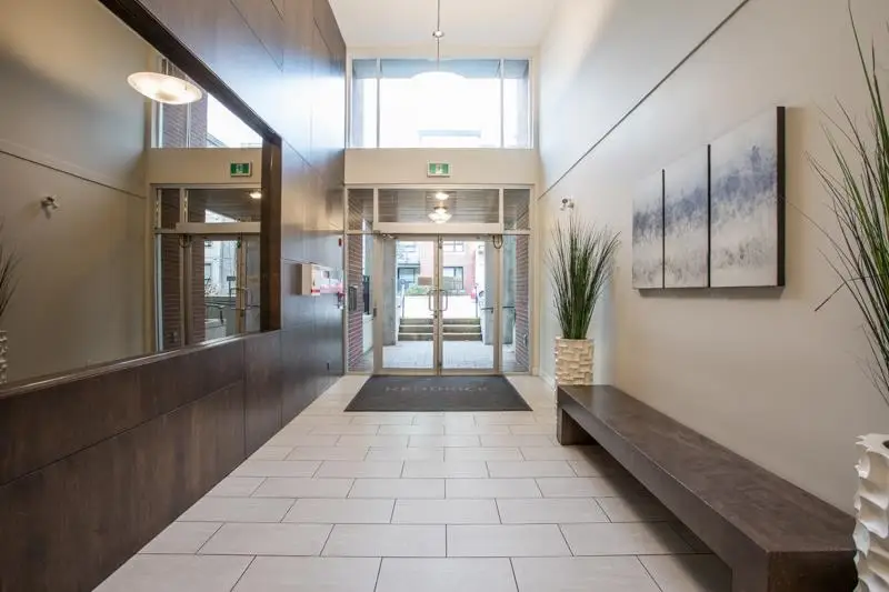 417 7058 14TH AVENUE - photo 2 of 25