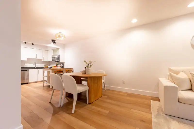 304 1855 NELSON STREET - photo 3 of 40