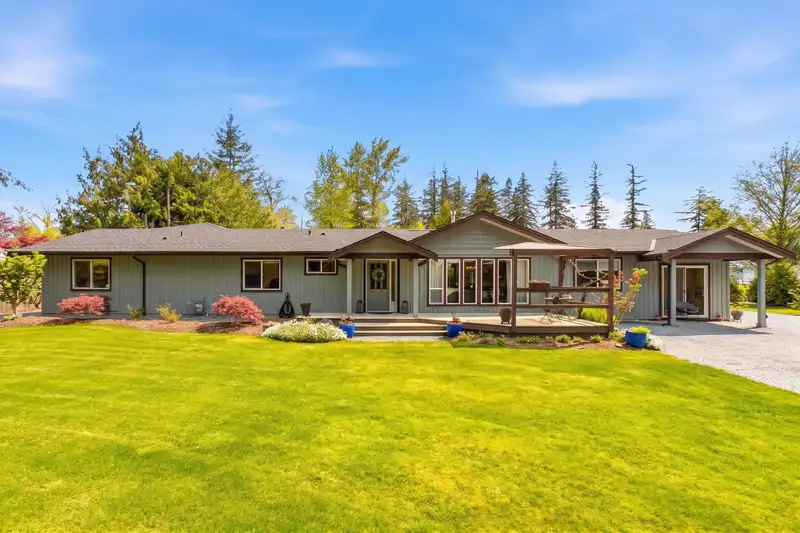 23541 24 AVENUE - photo 1 of 40