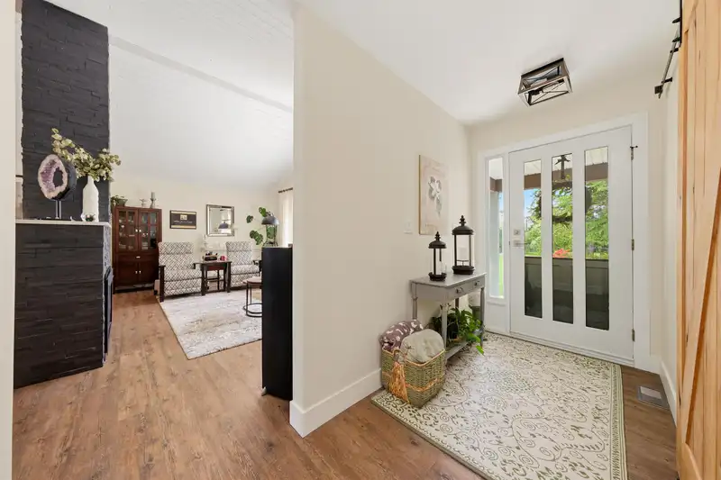 23541 24 AVENUE - photo 2 of 40