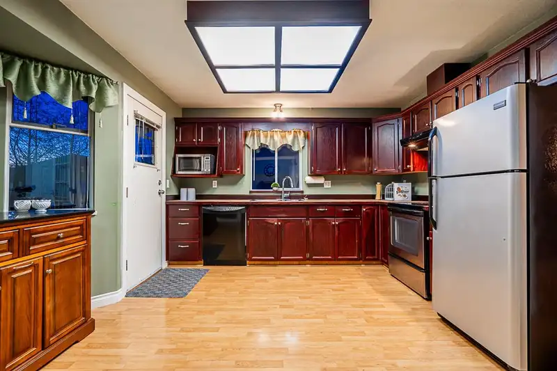 2747 272B STREET - photo 3 of 30