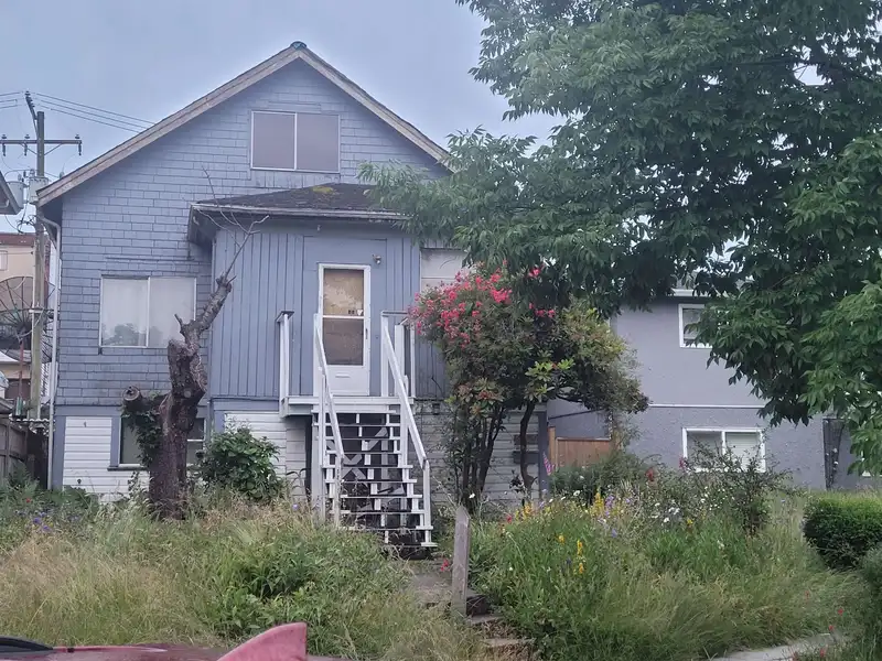 2120 E 29TH AVENUE - photo 1 of 1