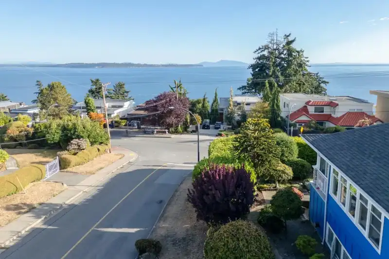 14139 MARINE DRIVE - photo 1 of 39