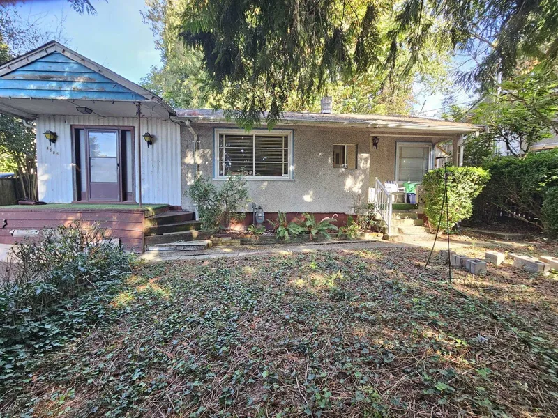 4505 MARINE DRIVE - photo 1 of 9