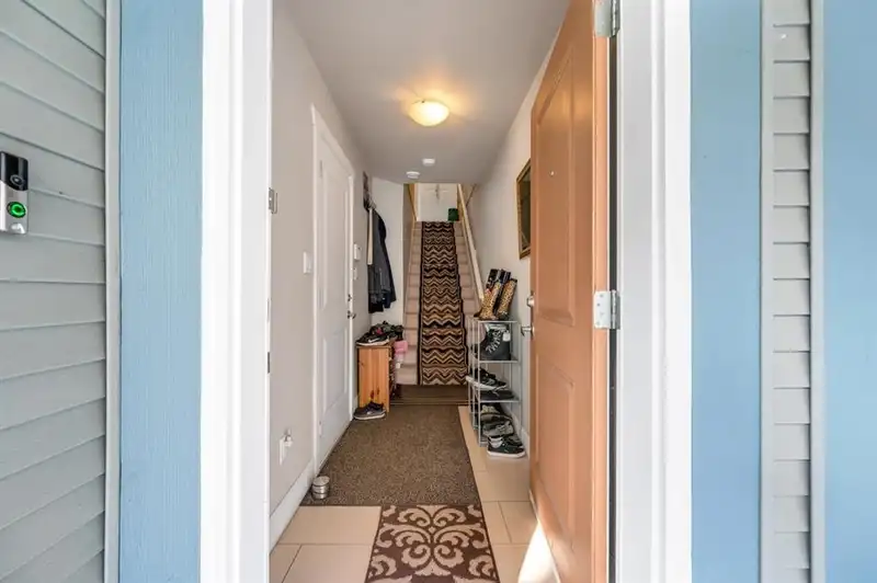 45 12036 66 AVENUE - photo 3 of 19