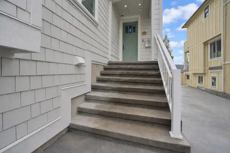 3112 W 42ND AVENUE - photo 1 of 13