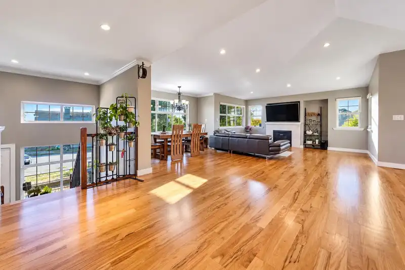 2245 GALE AVENUE - photo 3 of 38
