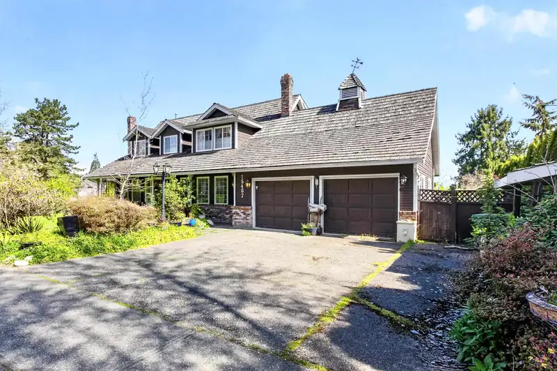 15467 KILDARE DRIVE - photo 3 of 27
