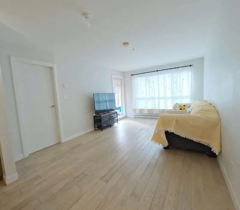 208 5555 DUNBAR STREET - photo 4 of 20