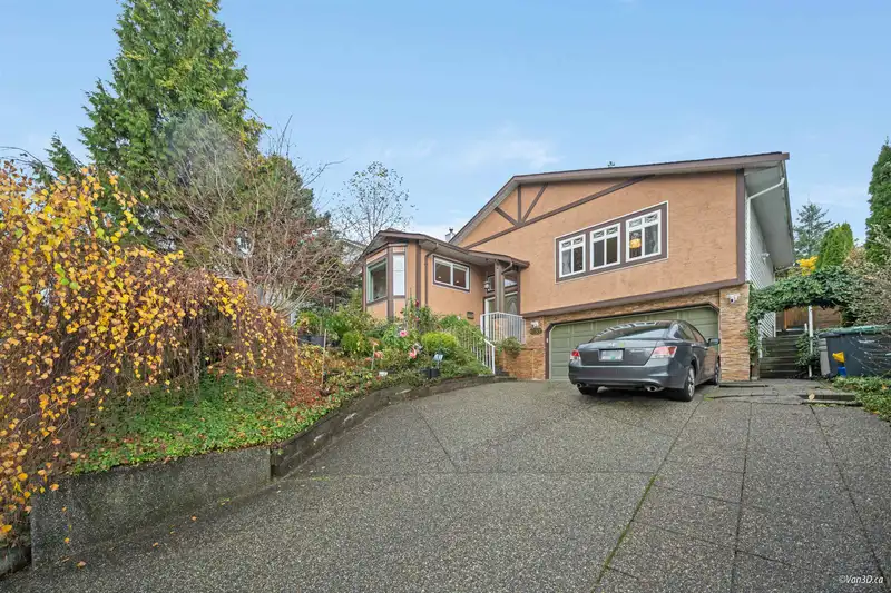 2639 WALTON AVENUE - photo 1 of 38