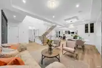 4267 PARKER STREET - thumbnail 2