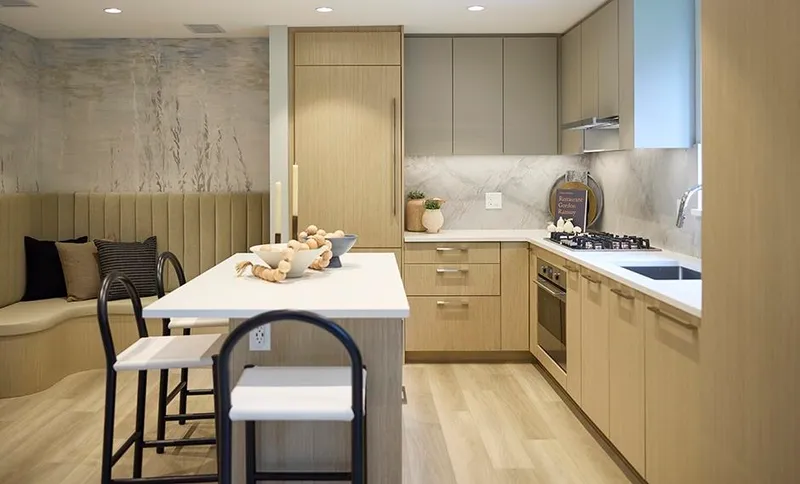 1107 5860 OLIVE AVENUE - photo 3 of 11