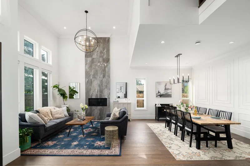 8631 ODLIN CRESCENT - photo 3 of 25