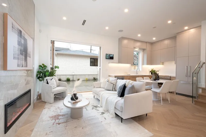 4424 W 4TH AVENUE - photo 2 of 25