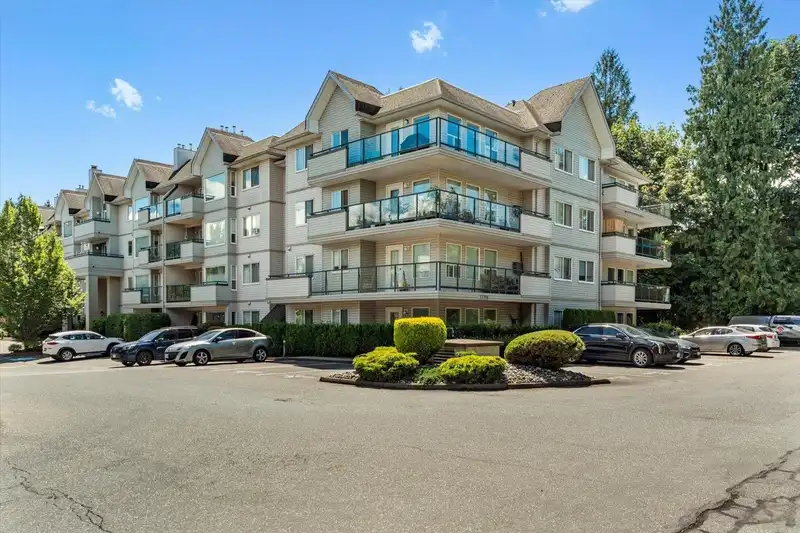 404 33708 KING ROAD - photo 4 of 31