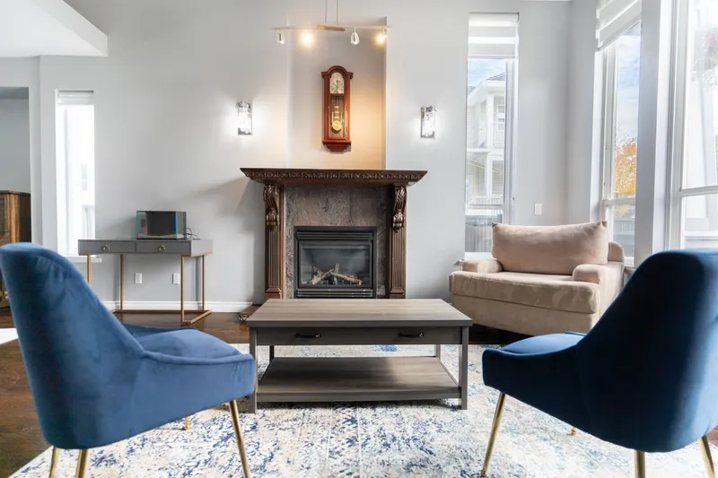 14135 90A AVENUE - photo 1 of 25