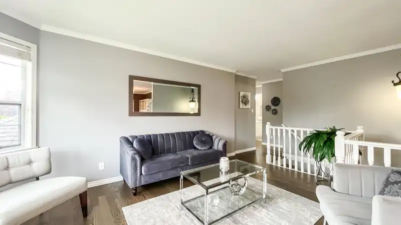 8095 158 STREET - photo 4 of 40